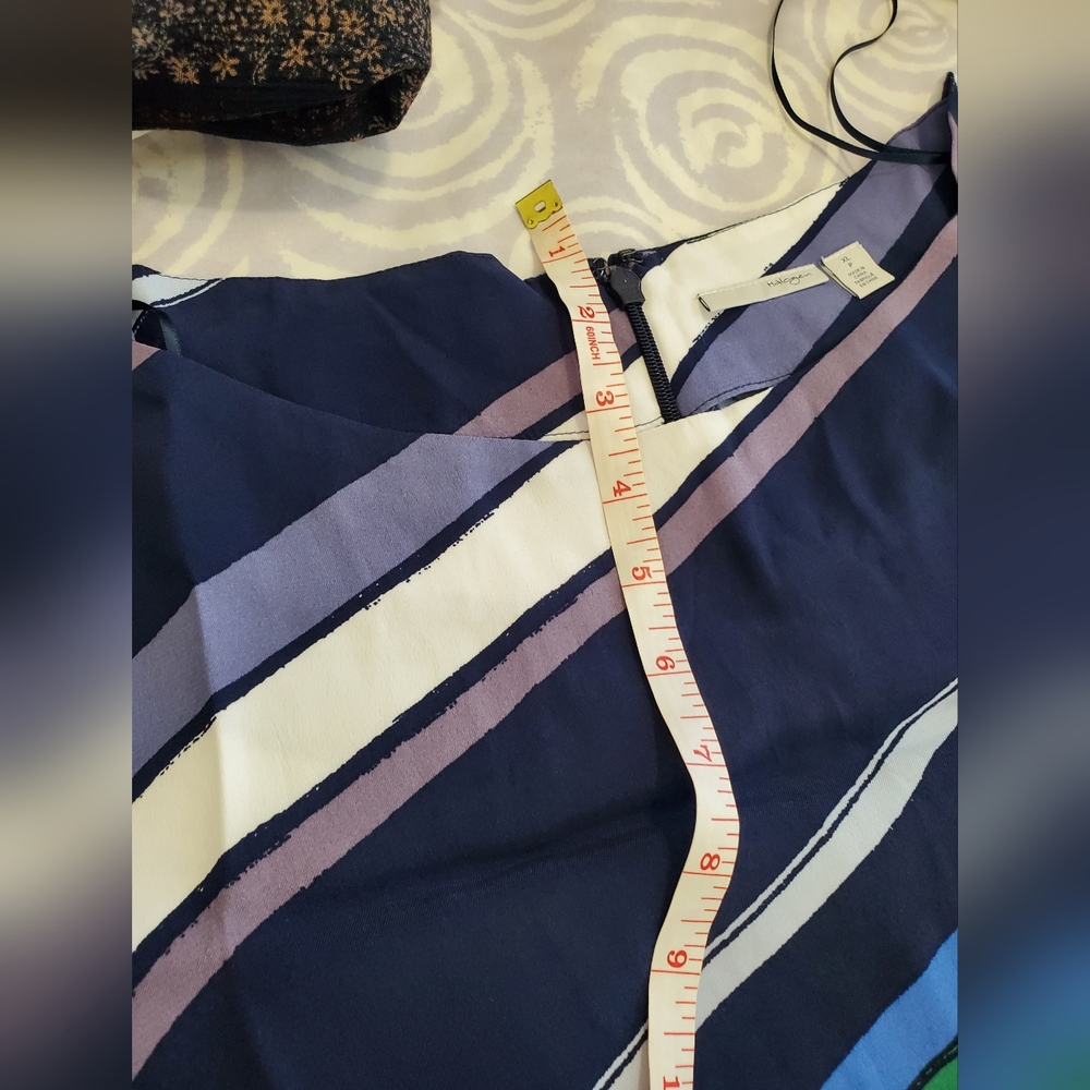 Dress - Picture 4 of 16